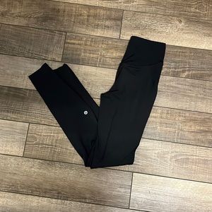 Lululemon Base Pace High-Rise Tight 28”